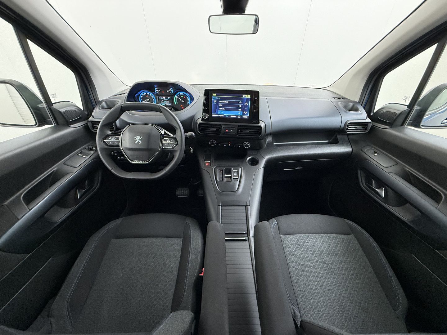 Peugeot e-Rifter EV Allure Pack SOH 97% 50kWh 2X Schiebe imagem 3