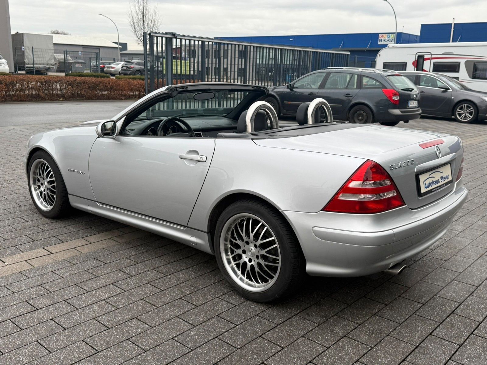 Fahrzeugabbildung Mercedes-Benz SLK 200 Kompressor