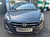 Hyundai i30 blue 1.6 CRDi 81kW Classic - Hyundai i30 Classic mit Diesel-Antrieb