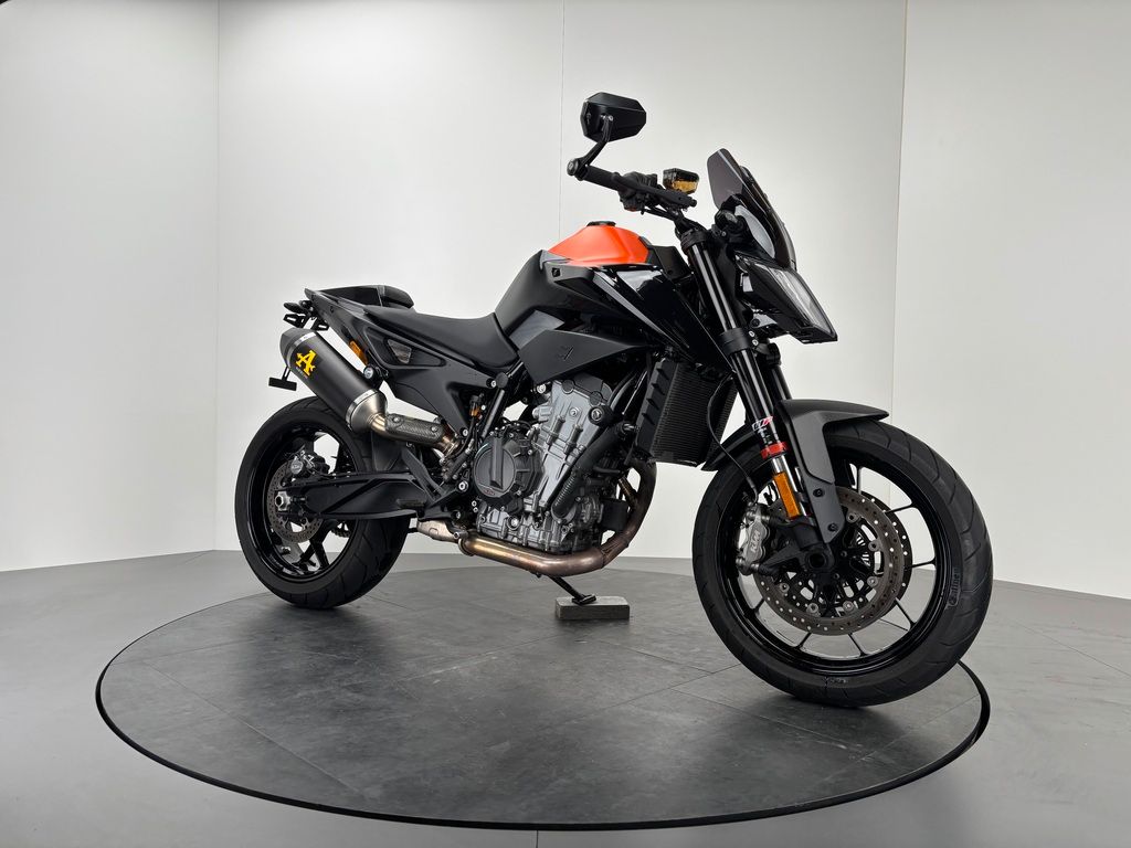 Fahrzeugabbildung KTM 890 DUKE *TOP-ZUSTAND *1. HAND *ARROW