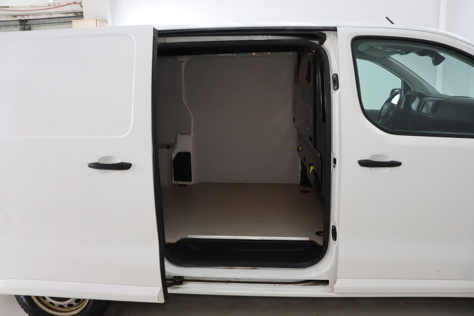 Fahrzeugabbildung Citroën Jumpy Kasten L3H1 * Klima * AHK