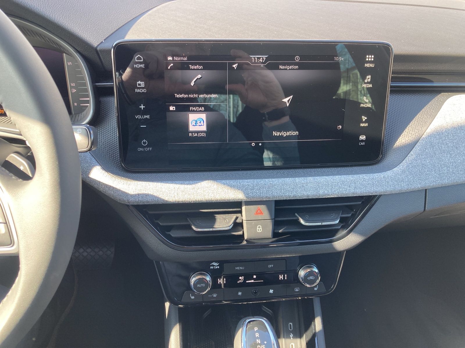 Fahrzeugabbildung SKODA Scala Tour DSG, Navi, Digital Cockpit