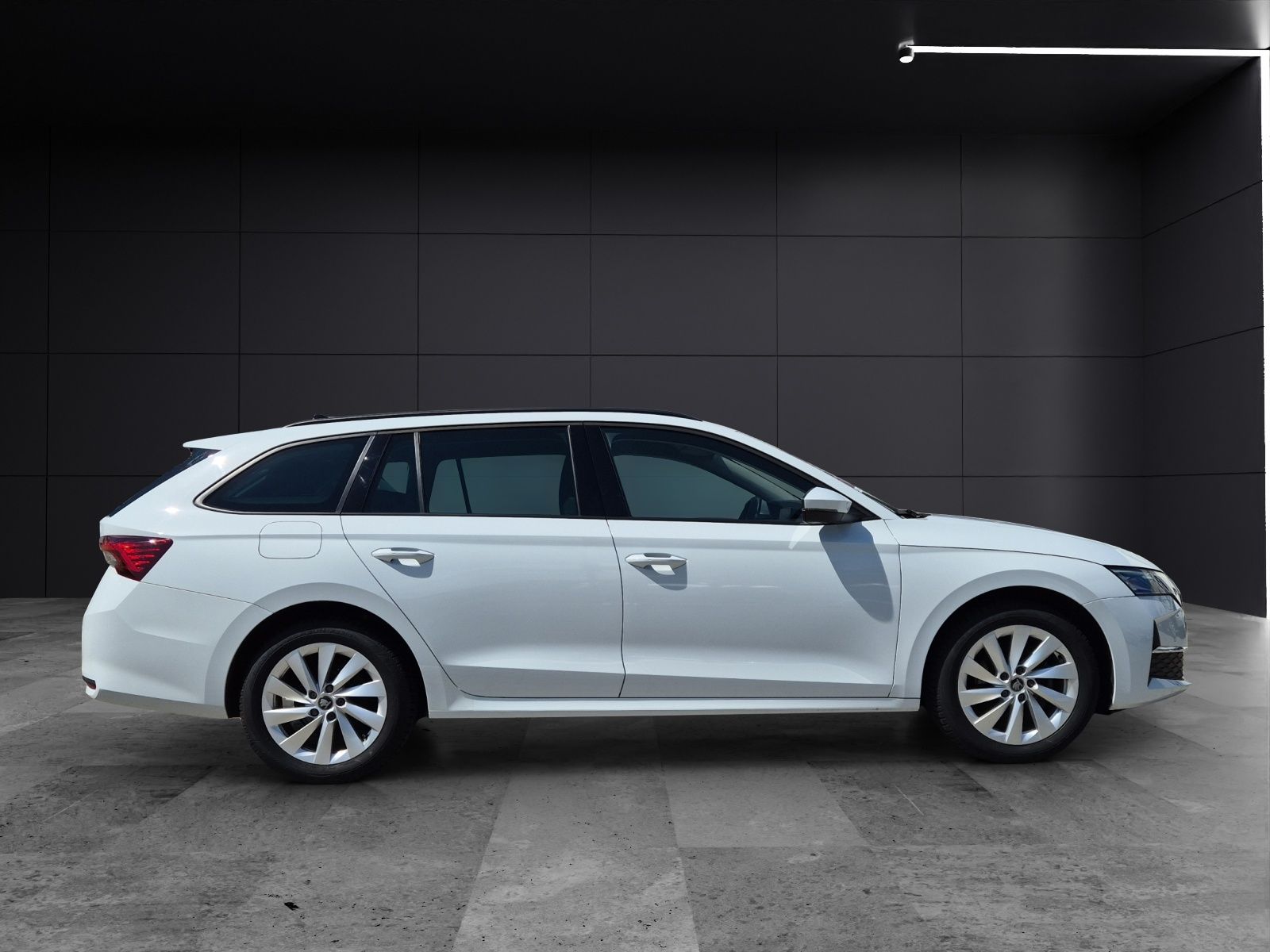 Fahrzeugabbildung SKODA Octavia Combi TDI Selection DSG Matrix Navi ACC