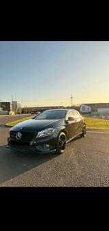 Mercedes-Benz A 180 BlueEFFICIENCY Urban Urban - Mercedes-Benz A 180: Kombi