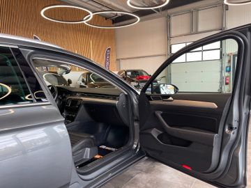 Volkswagen Passat Variant Highline BMTStart-Stopp *AHK*SHZ
