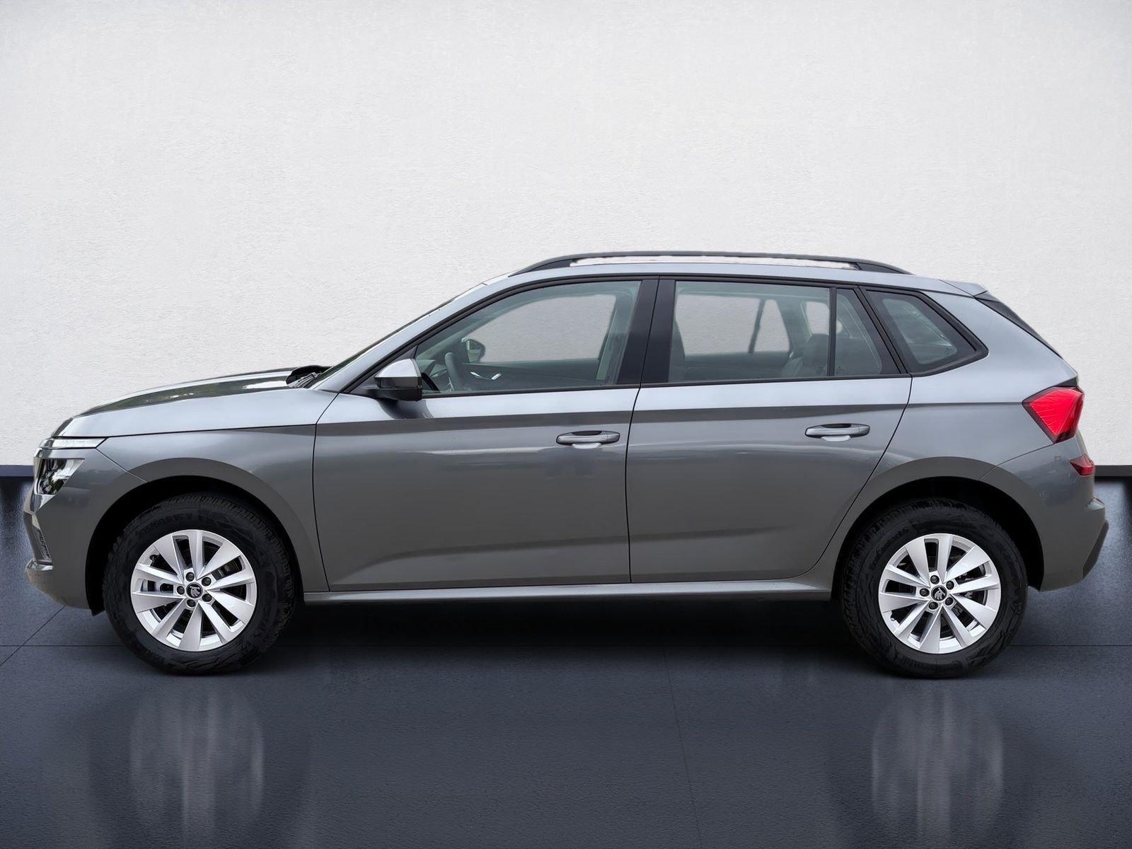 Skoda Kamiq 1.0 TSI Selection DSG RFK AHK PDC 2xKlima imagem 3