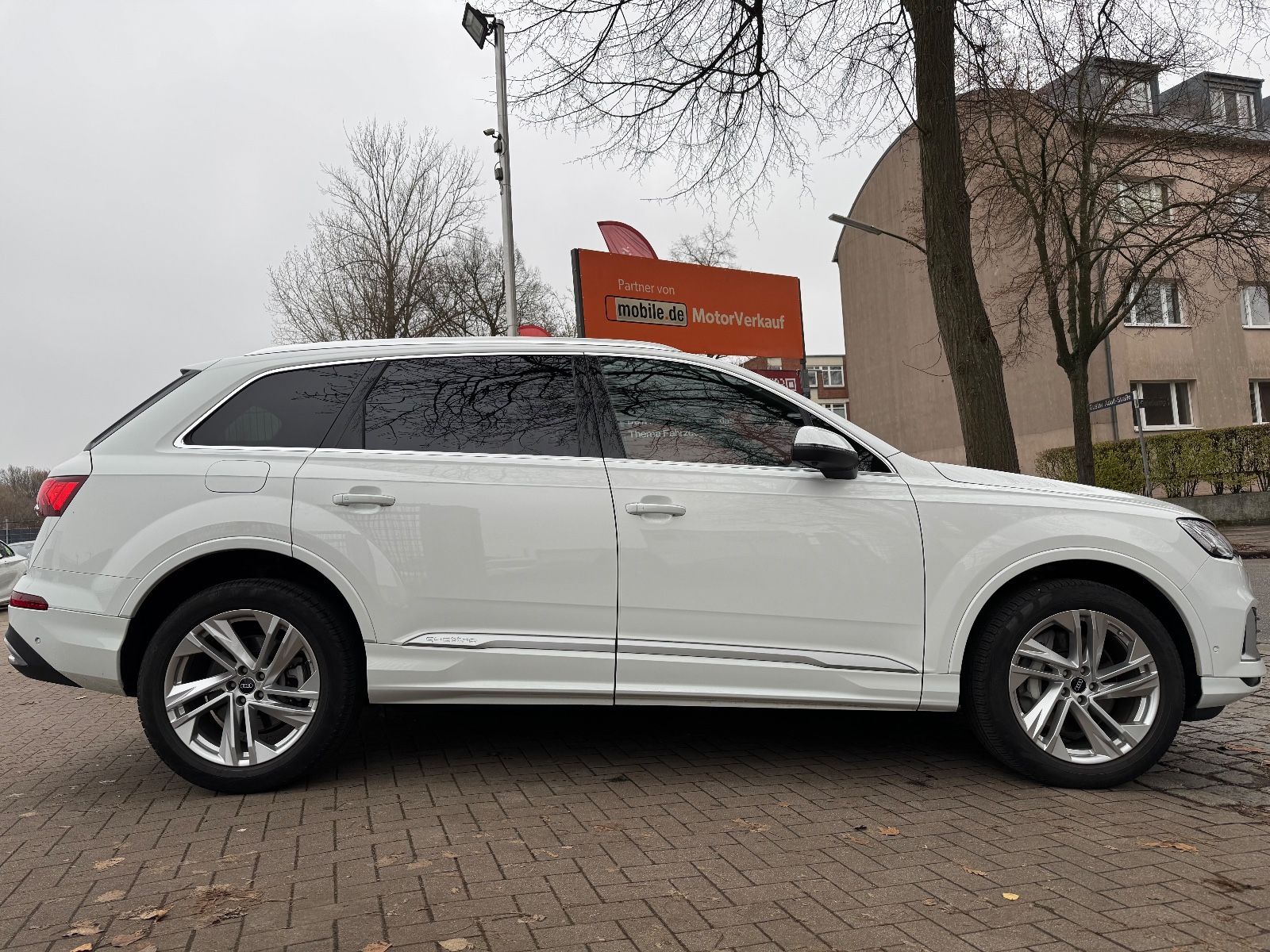 Fahrzeugabbildung Audi Q7 45 TFSI quattro tiptronic*MEMORY*PANO*7-SITZE