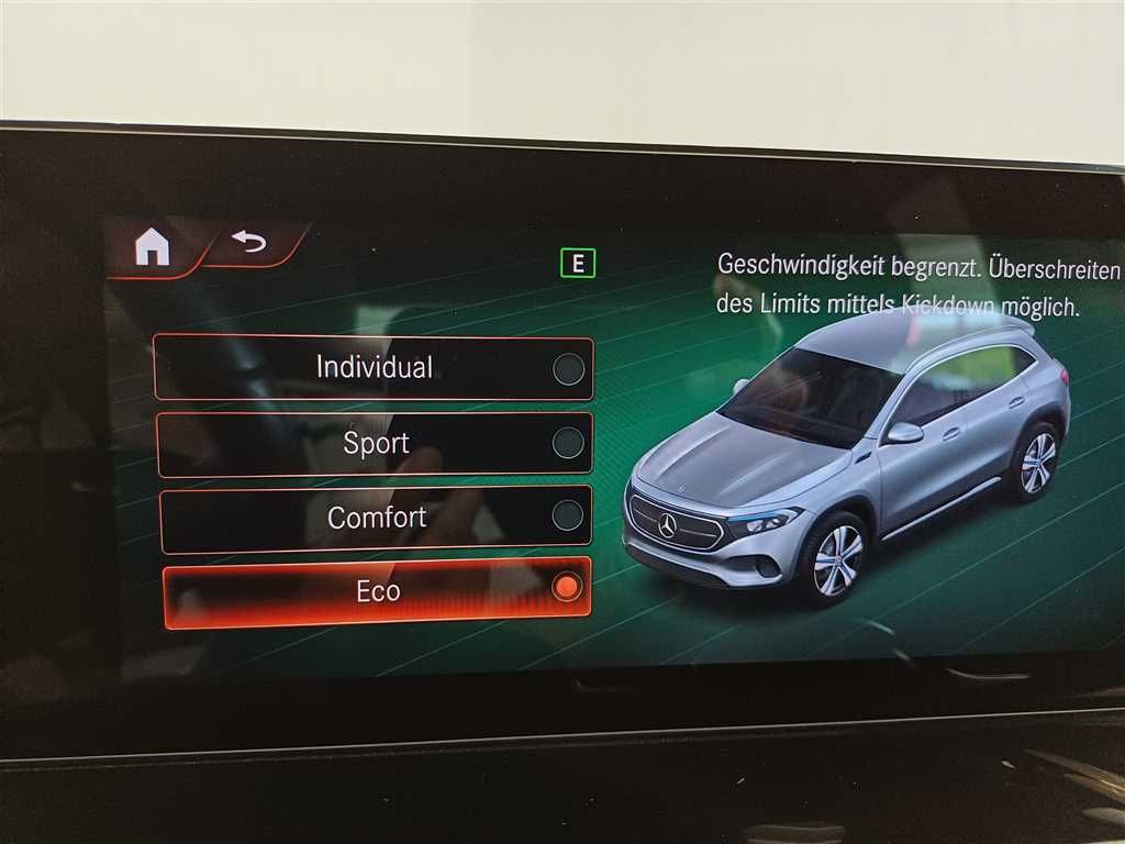 Mercedes-Benz EQA 250 AMG Line LED+NAVI+PDC foto 7