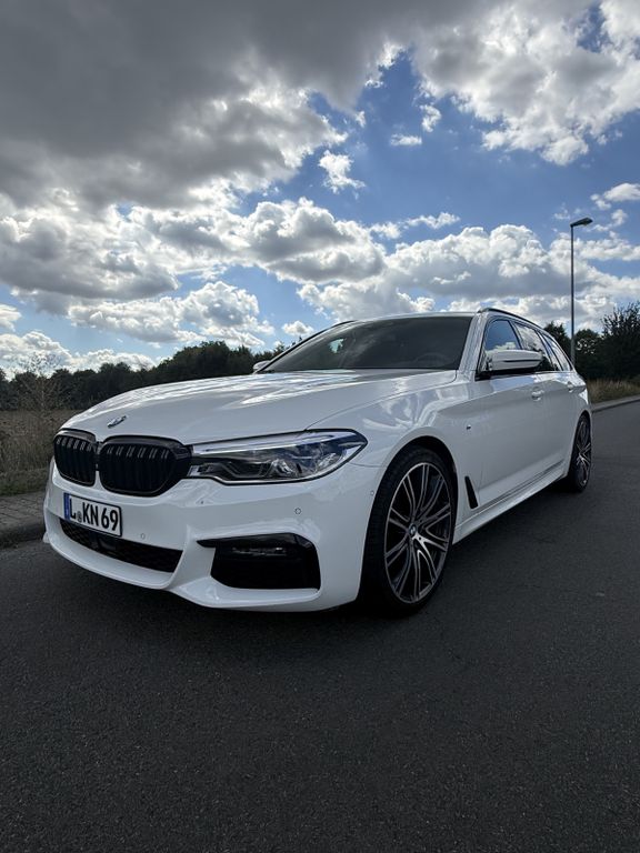 Image of BMW 530