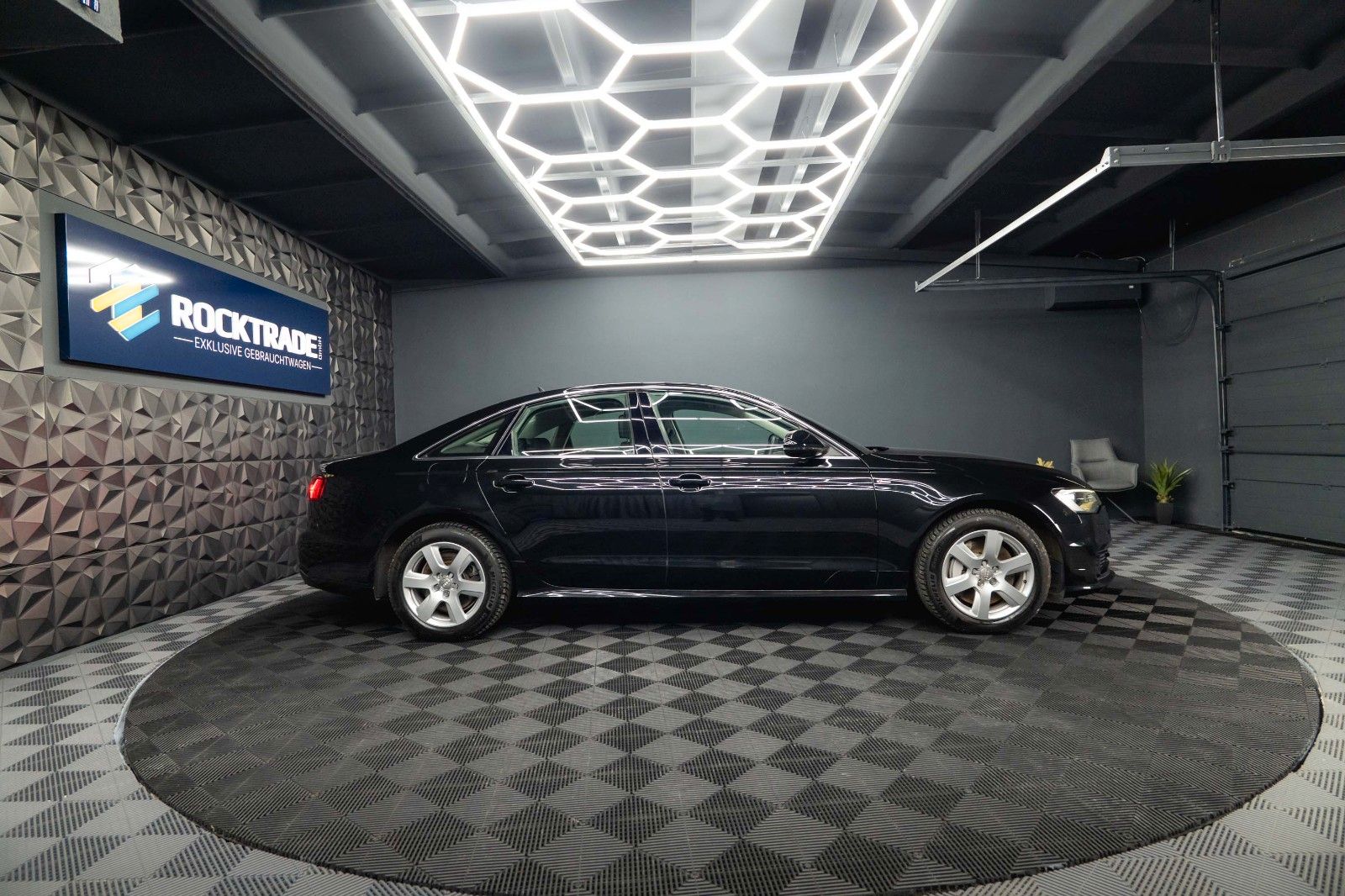 Fahrzeugabbildung Audi A6 Lim. 3.0 TFSI quattro Sport *1.Hand*Facelift*