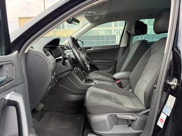 Volkswagen Tiguan - 10