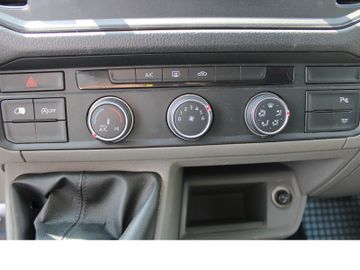 Volkswagen Crafter - 12
