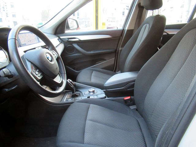 BMW X1 sDrive 18d Automatik Navi/PDC/SHZ/Tempo foto 4