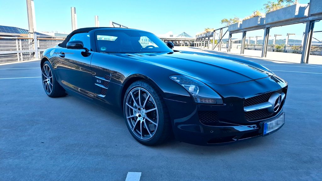 Mercedes-Benz SLS AMG