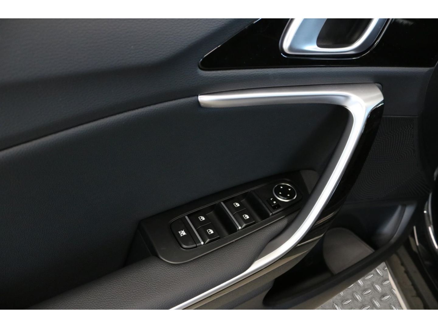 Fahrzeugabbildung Kia XCeed Vision T-GDI Navi Kamera LED SHZ PDC Alu