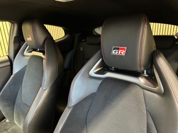 Toyota Yaris - 6