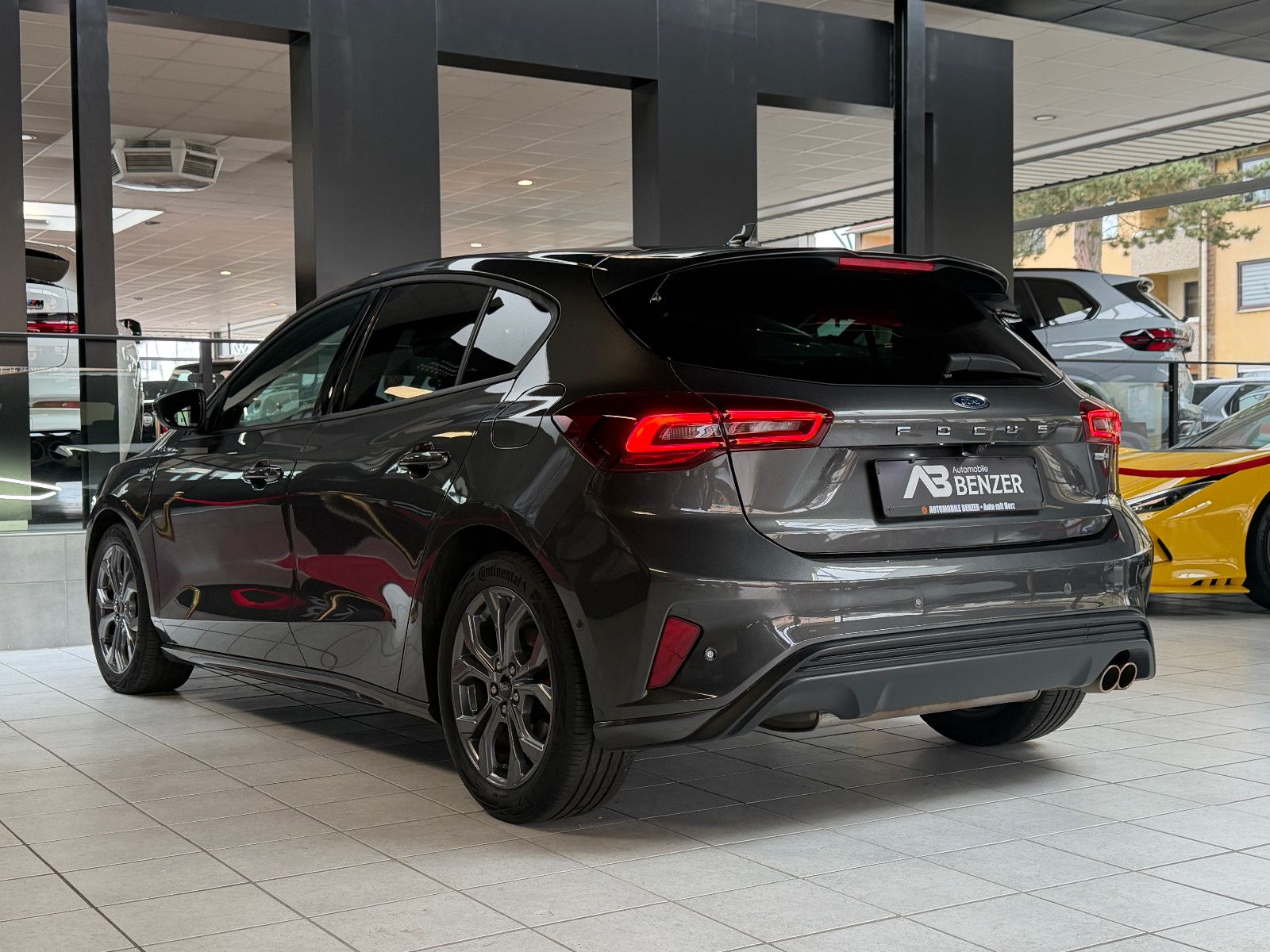 Fahrzeugabbildung Ford Focus /ST-LINE/AUTOMATIK/KAMERA/NAVI/SHZ/ACC