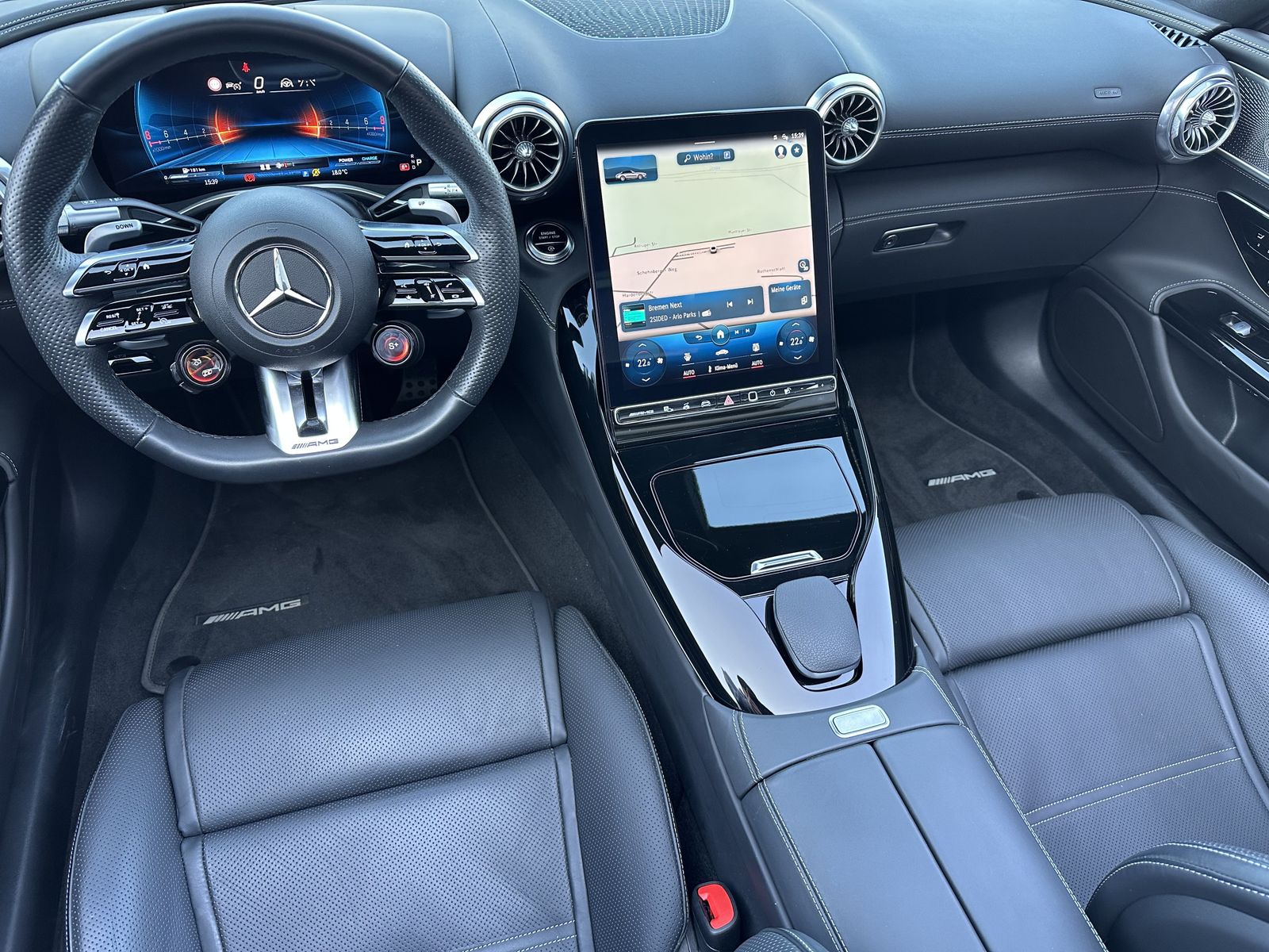 Fahrzeugabbildung Mercedes-Benz SL 43 AMG NAV+LED+DISTRONIC+VCOCK+HUD+360°+20ZO