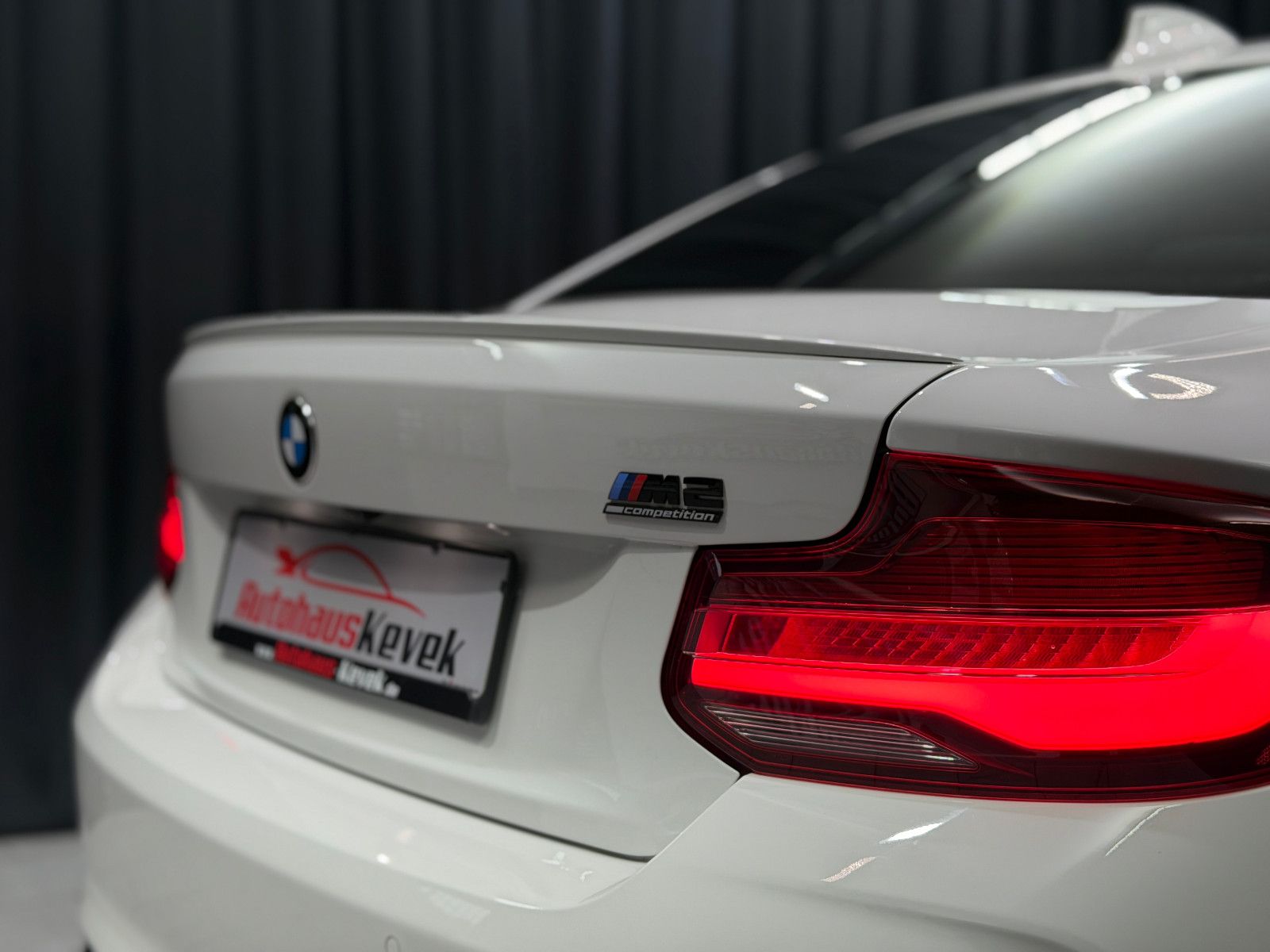 Fahrzeugabbildung BMW M2 Competition|H&K|KW|RF-Kamera|Assistent