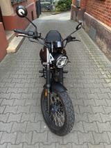 Keeway X-Light 125 - KEEWAY X LIGHT 125