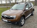 Dacia Duster Laureate 4x4 TÜV/Reifen/Service neu!Klima - Dacia Duster: Allradantrieb, Laureate