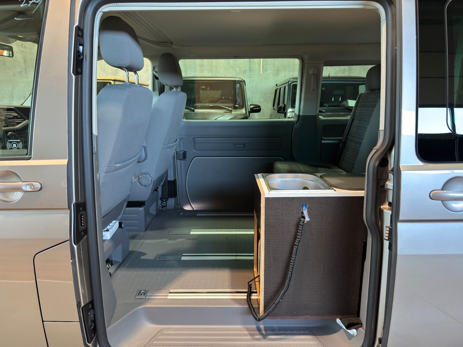 Volkswagen T6 California Multivan Beach Tour PDC AHK RADIO foto 14