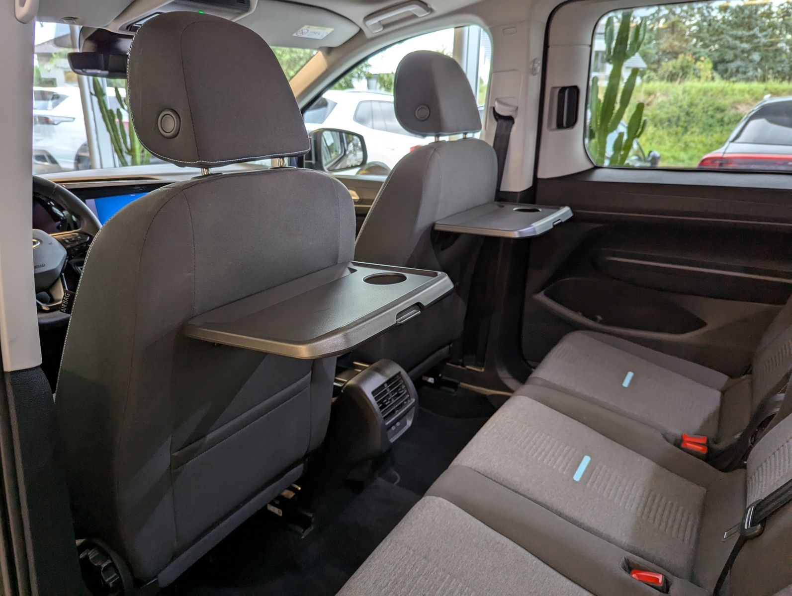 FORD Tourneo Connect L2 Active 7-Sitz Bi-LED Pano AHK - Image 23