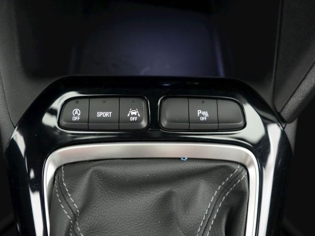 Corsa F GS LINE+CARPLAY+VERKEHRSZEICHENERKENNUNG