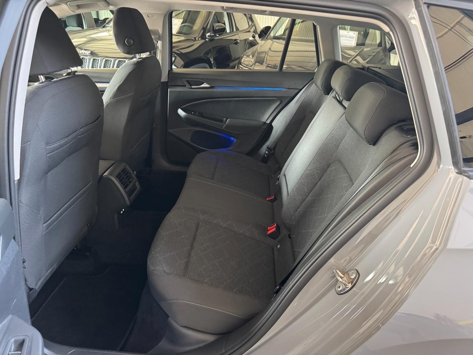 Volkswagen Golf VIII Variant Life DSG APPLE SHZ ACC, миниатюра 10