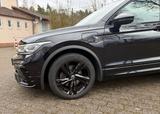 Volkswagen Tiguan, eHybrid, R-Line, black Edition, LHZ, SHZ - Volkswagen Tiguan R mit Hybrid-Antrieb (Benzin/Elektro)