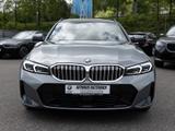BMW 320d Touring xDrive M-Sport FACEL. PANO AHK HUD - BMW 3er Reihe: Standheizung