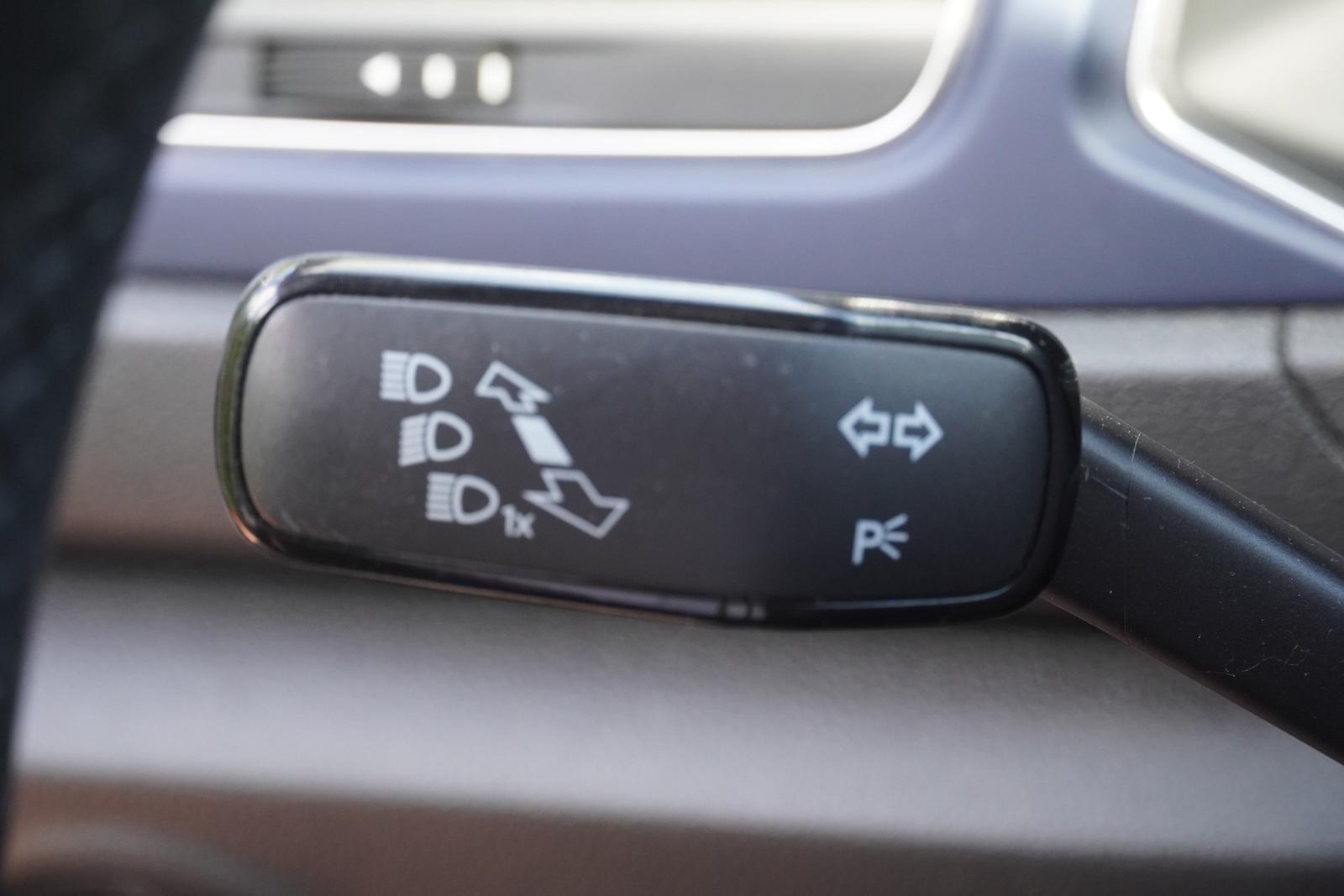 Volkswagen T-Roc 1.5 TSI LED Navi Standheizung PDC AHK, миниатюра 19