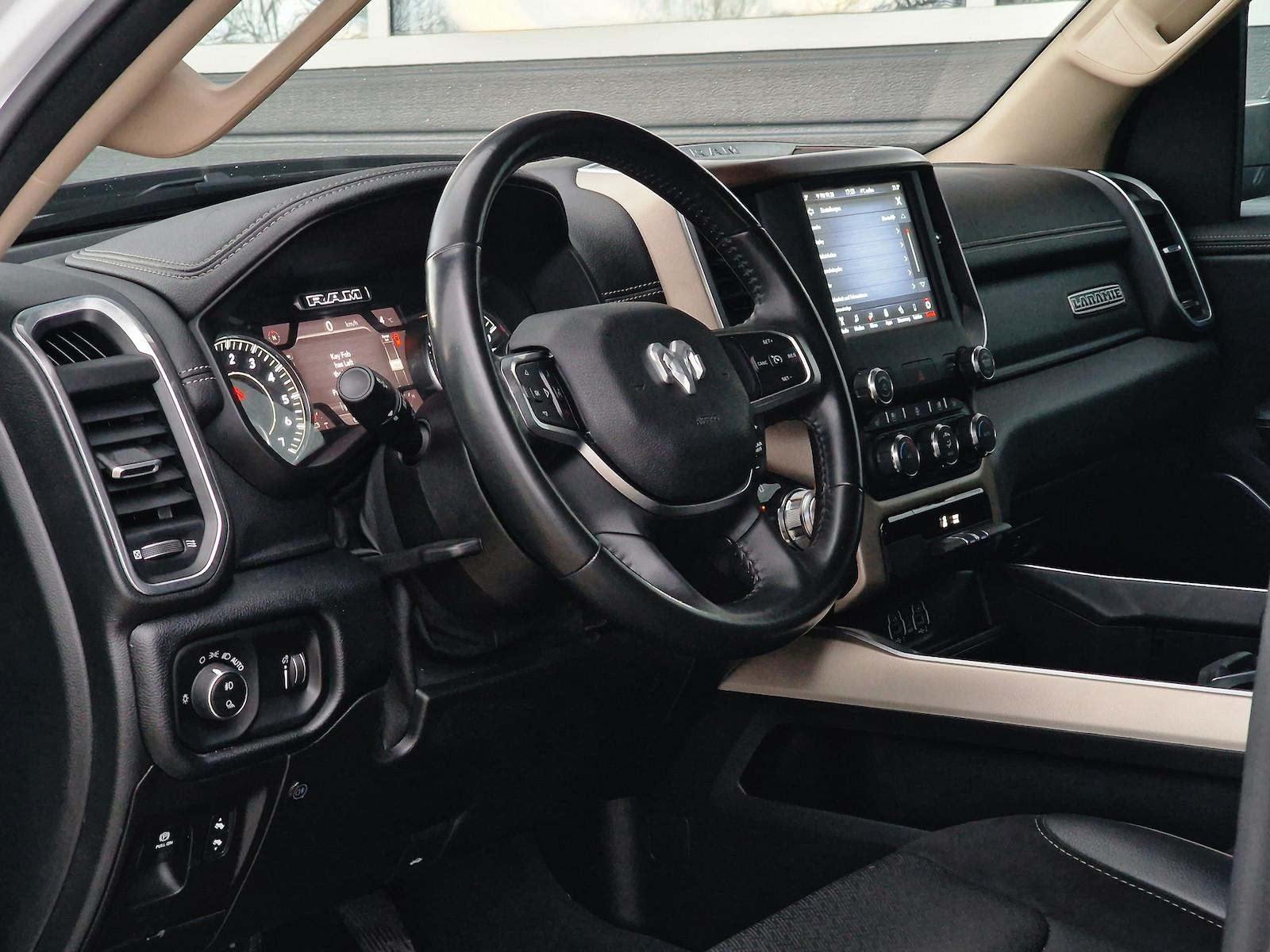 Car Image 21