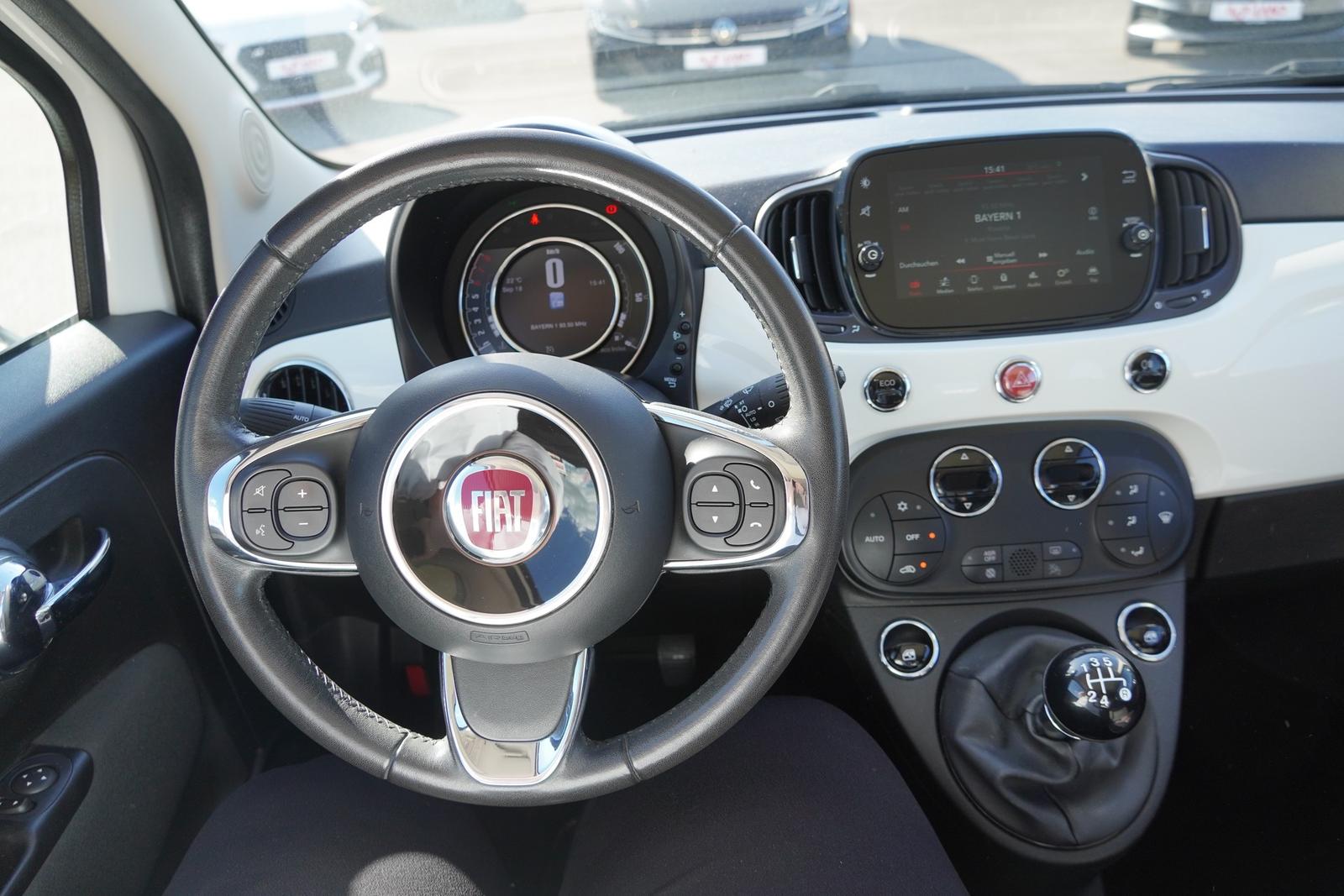 Fiat 500 0.9 Lounge Bi-Xenon Tempomat PDC Klimaaut.