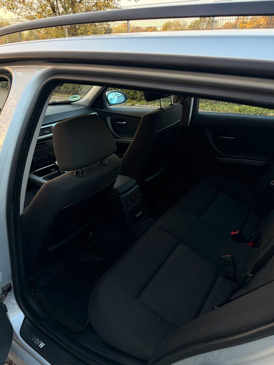 BMW 320 2005 — photo 7