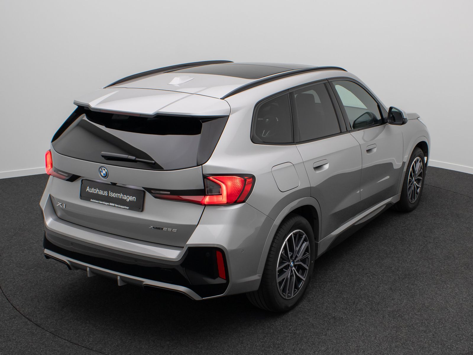Fahrzeugabbildung BMW X1 xD25e M Sport DAB Kamera H/K Panorama 18Zoll