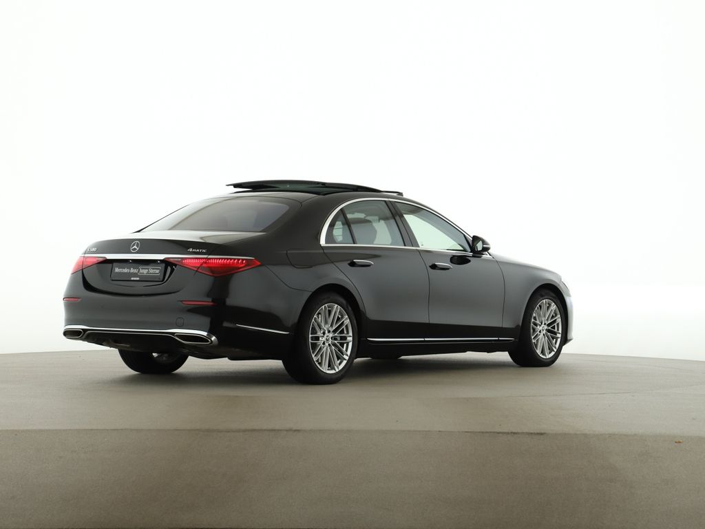 MERCEDES-BENZ S-Class 2022
