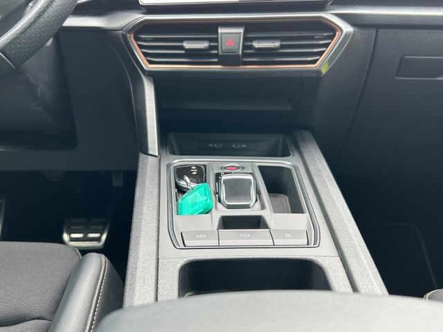 Leon 1.4 e-HYBRID DSG 110kW LED AHZV Sitzheizung