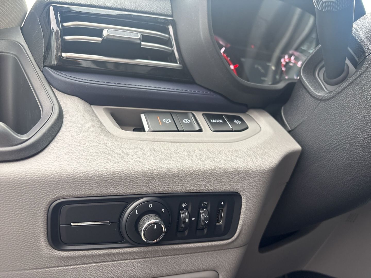 Fahrzeugabbildung Maxus Deliver9 KW 2.0 L3H2 FWD Komfort DAB Spurhalteas