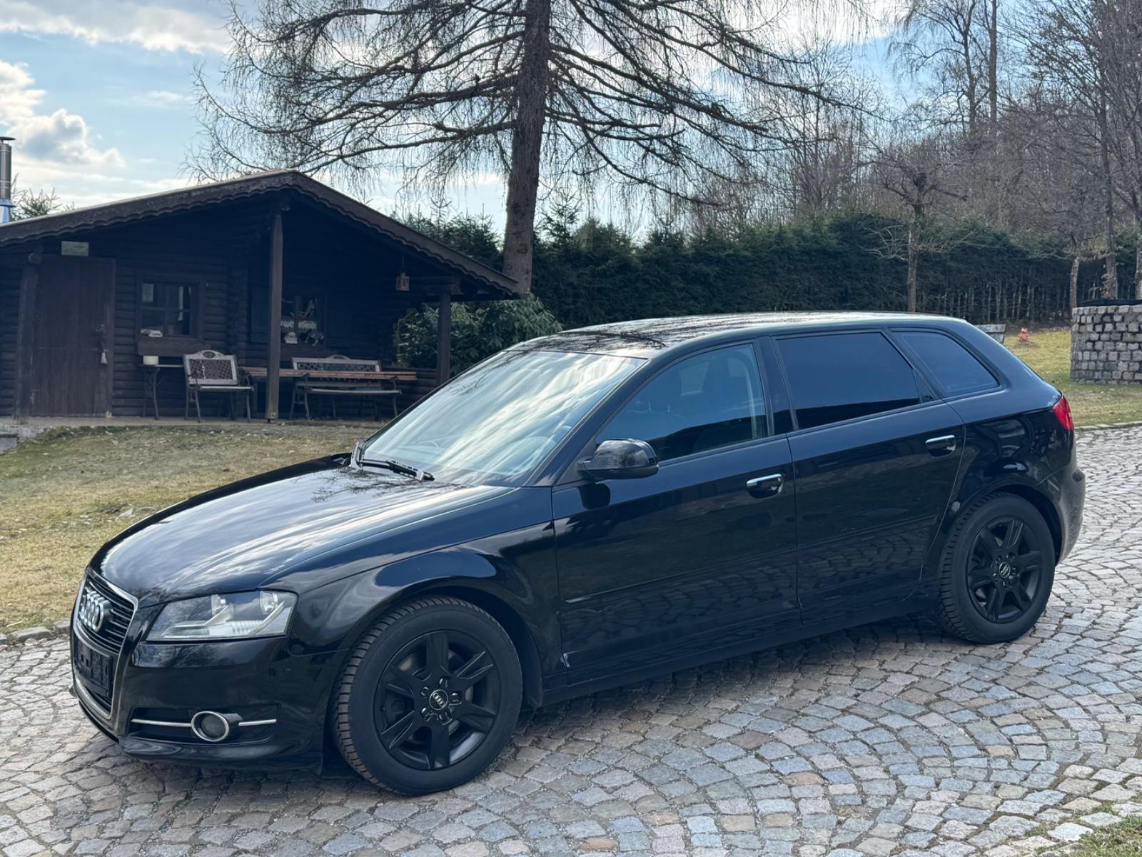 Audi A3 Sportback 2.0TDI 140PS Quattro,6Gang,MMI,TÜV