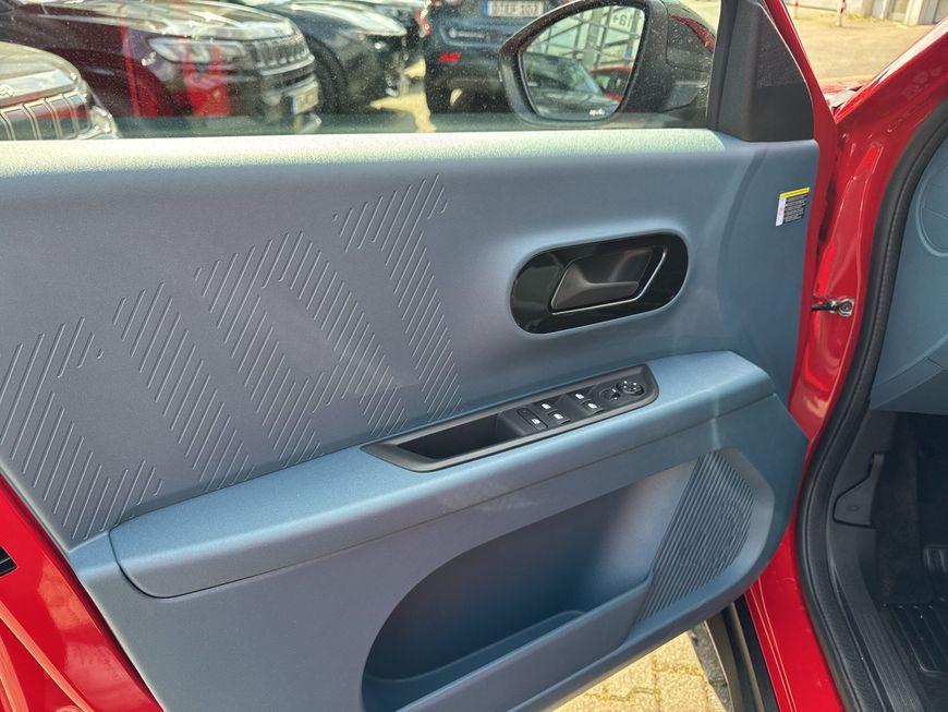 Fiat Grande Panda 44kWh Red