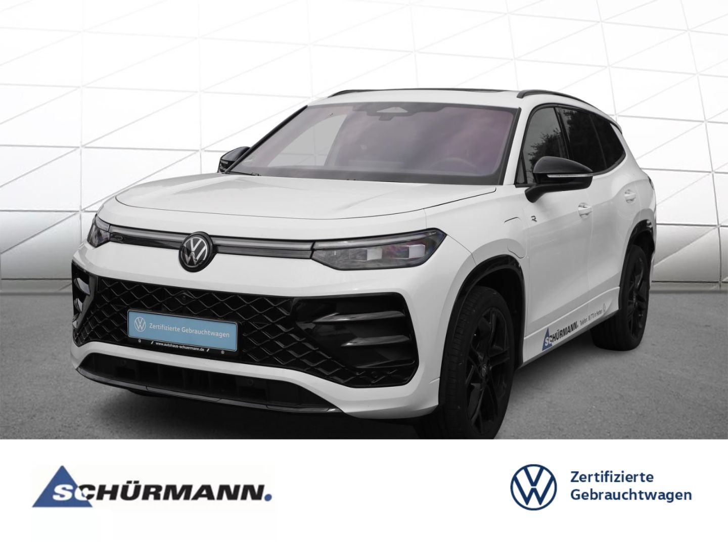 Volkswagen Tayron R-LINE BLACKSTLYE eHybrid DSG LEDER PANO 