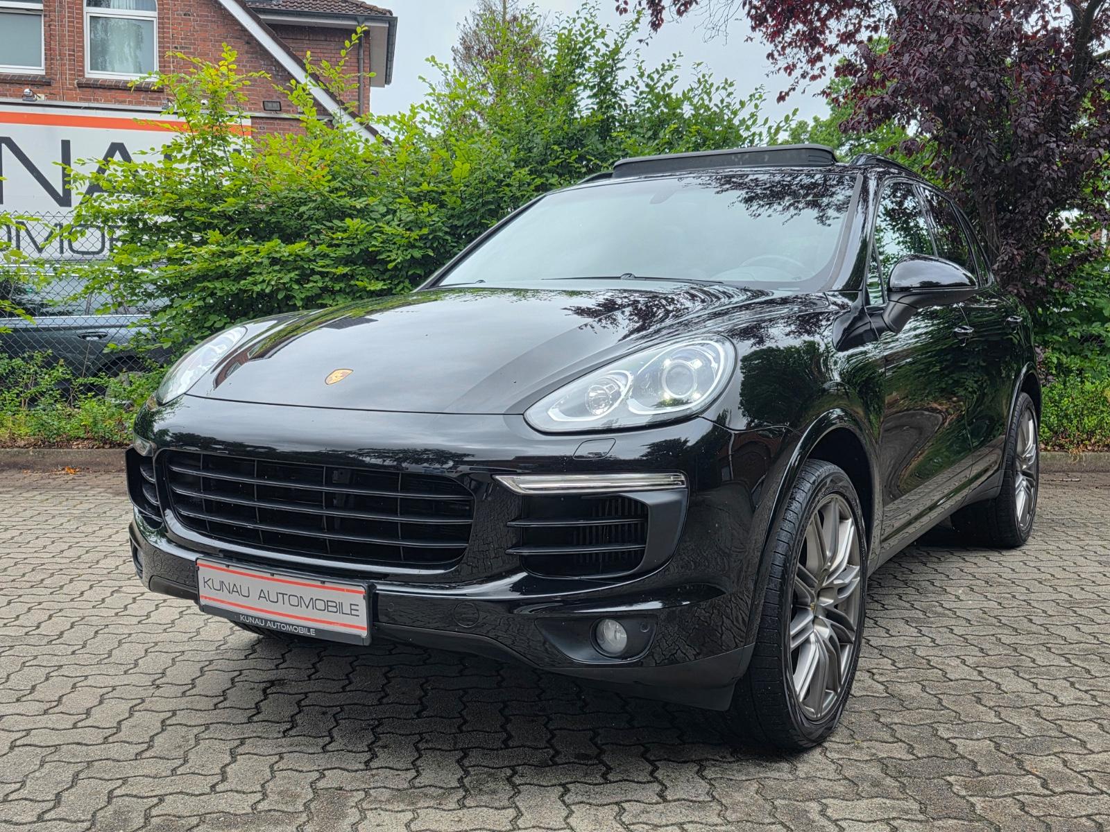 Porsche Cayenne Diesel Platinum Edition PANO/KAM/BOSE/AP