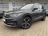 Volkswagen Tiguan 2.0 TDI*4Motion*AHK*Leder*Cam*STHZ*HeadUp - Volkswagen Tiguan: Vollleder