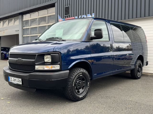 Chevrolet Express Chevy Van 6.0 V8 2500 LPG 9 Sitzer