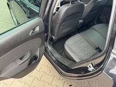 Fahrzeugabbildung Opel Astra J Sports Tourer Edition Sitzheizung PDC