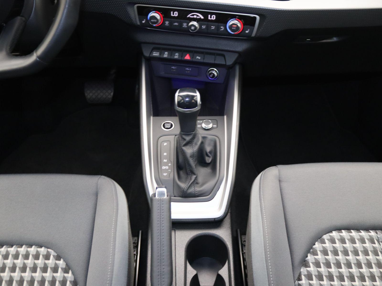 Audi A1 Sportback S-Line 30 TFSI S-tronic / Navi, LED, миниатюра 16