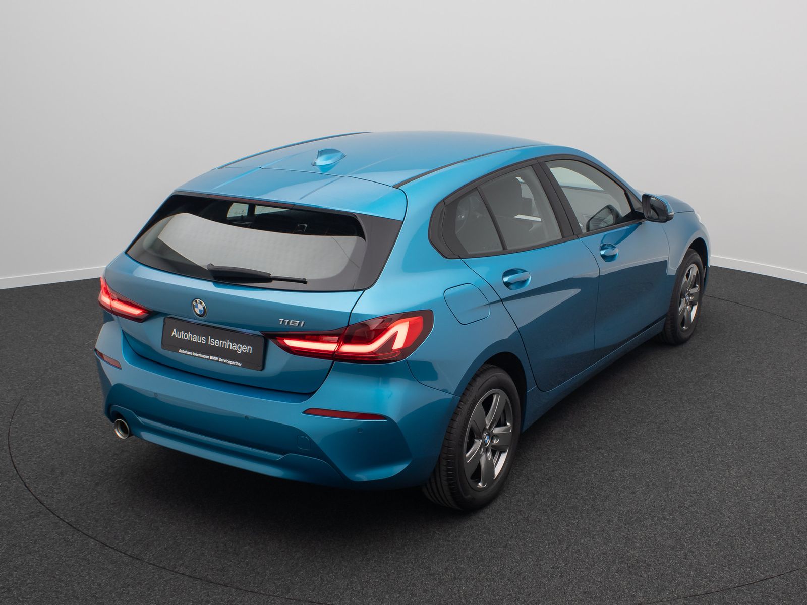 Fahrzeugabbildung BMW 118i Advantage PDC LED GeschwindigReg DAB WLAN