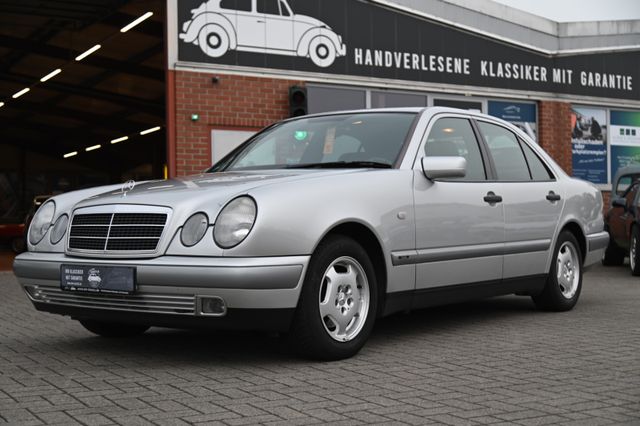 Mercedes-Benz E 230 W210*3.HD*SCHECKHEFT*KLIMA*TEMPO*GARANTIE*