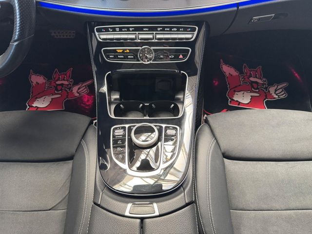 MERCEDES-BENZ E 200 — Foto 23